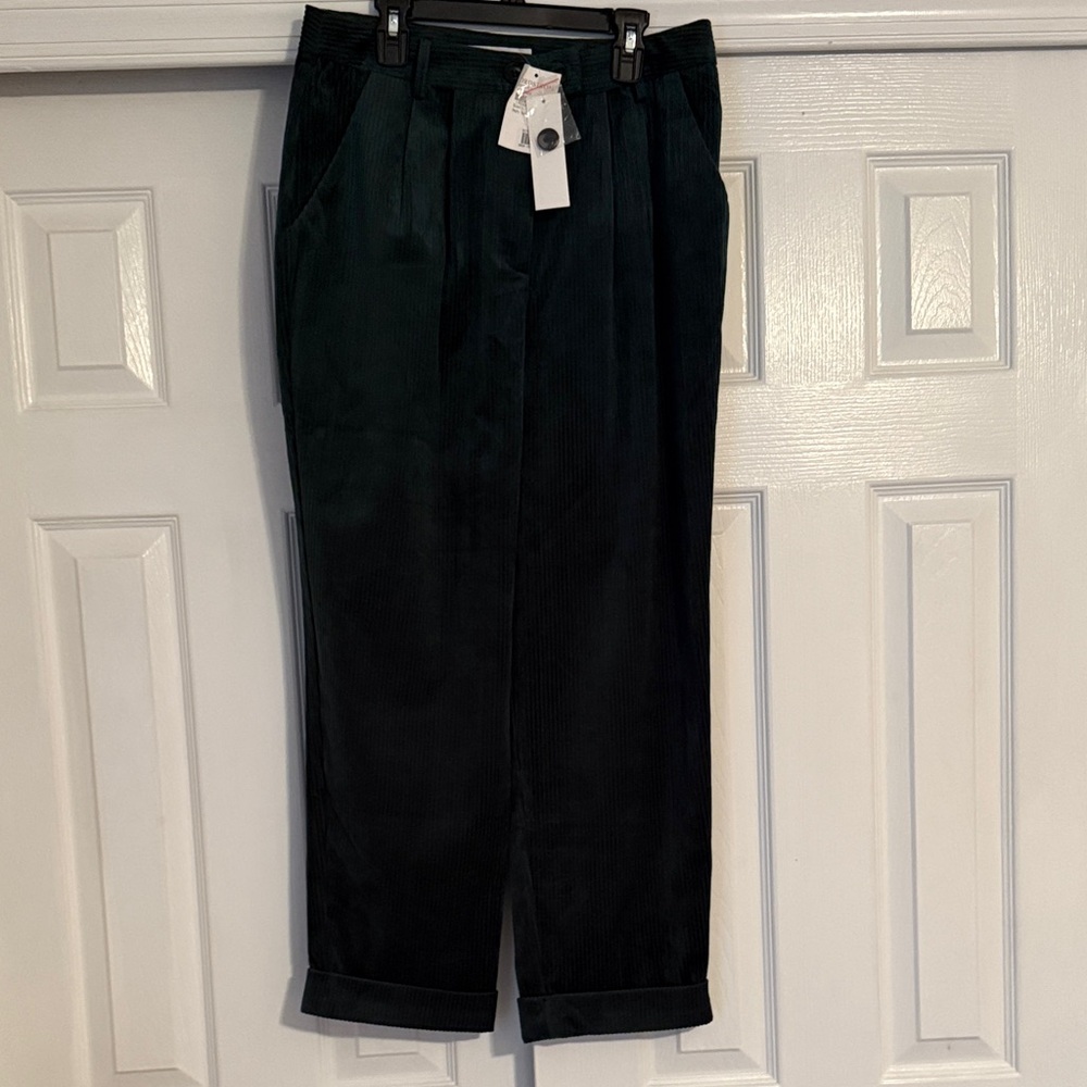 Elegant Green Corduroy Women's Trousers